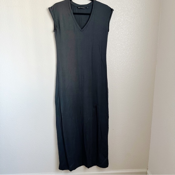 Athleta Sz Small Grey V Neck Dress Split - Picture 8 of 8
